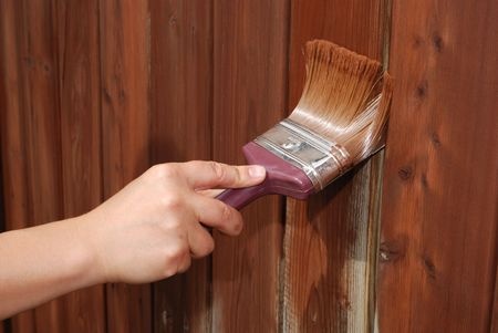 apply sealant to wood fencing